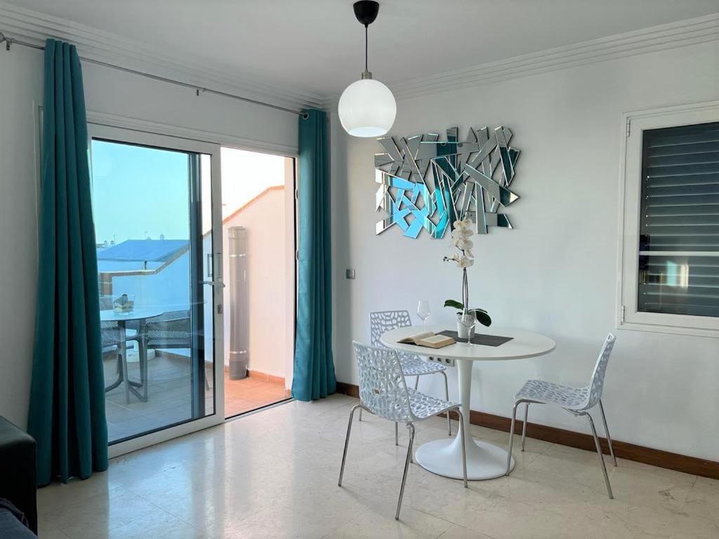 Apartamento Siroco. Playa Honda プラヤ・オンダ エクステリア 写真