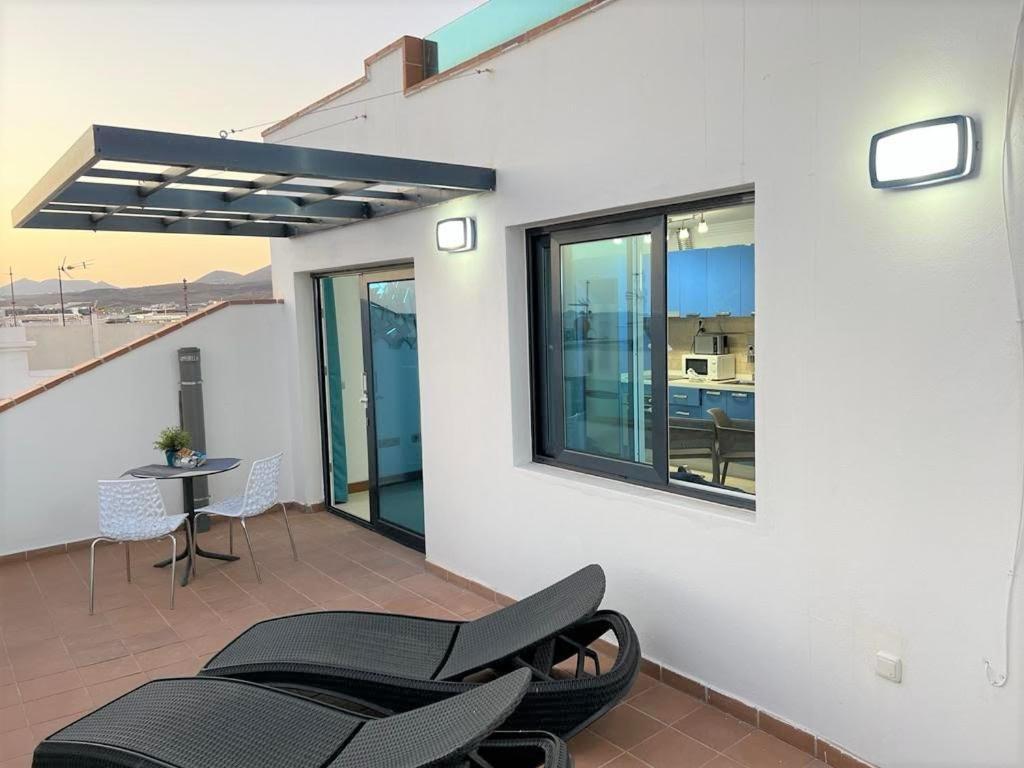 Apartamento Siroco. Playa Honda プラヤ・オンダ エクステリア 写真